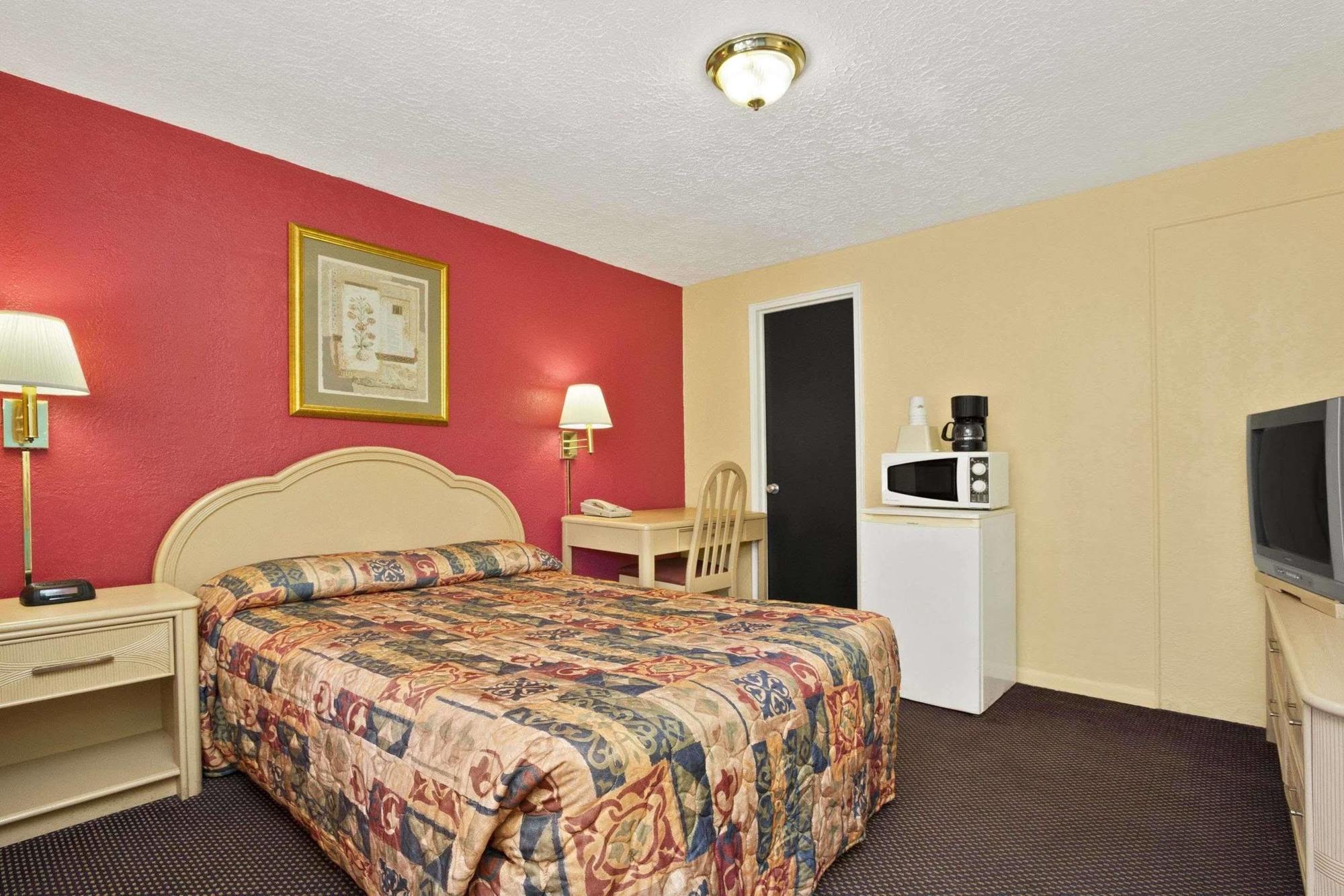 Royal Palace Inn And Suites Myrtle Beach Ocean Blvd Zewnętrze zdjęcie